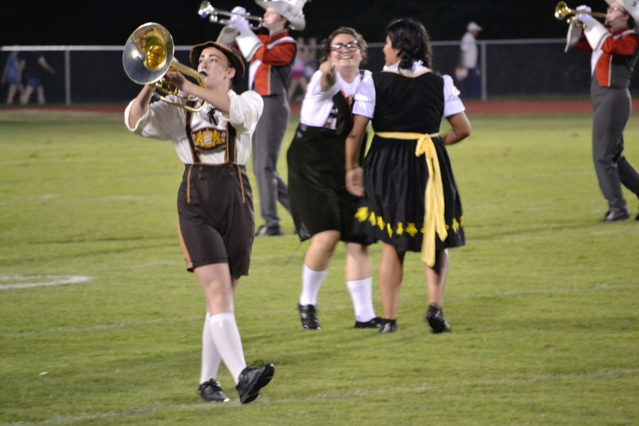 Marching+band+takes+the+field