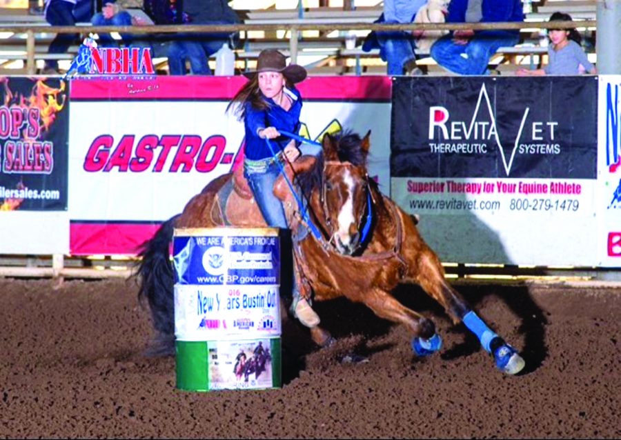 Goemmer twins ride in competitive rodeos