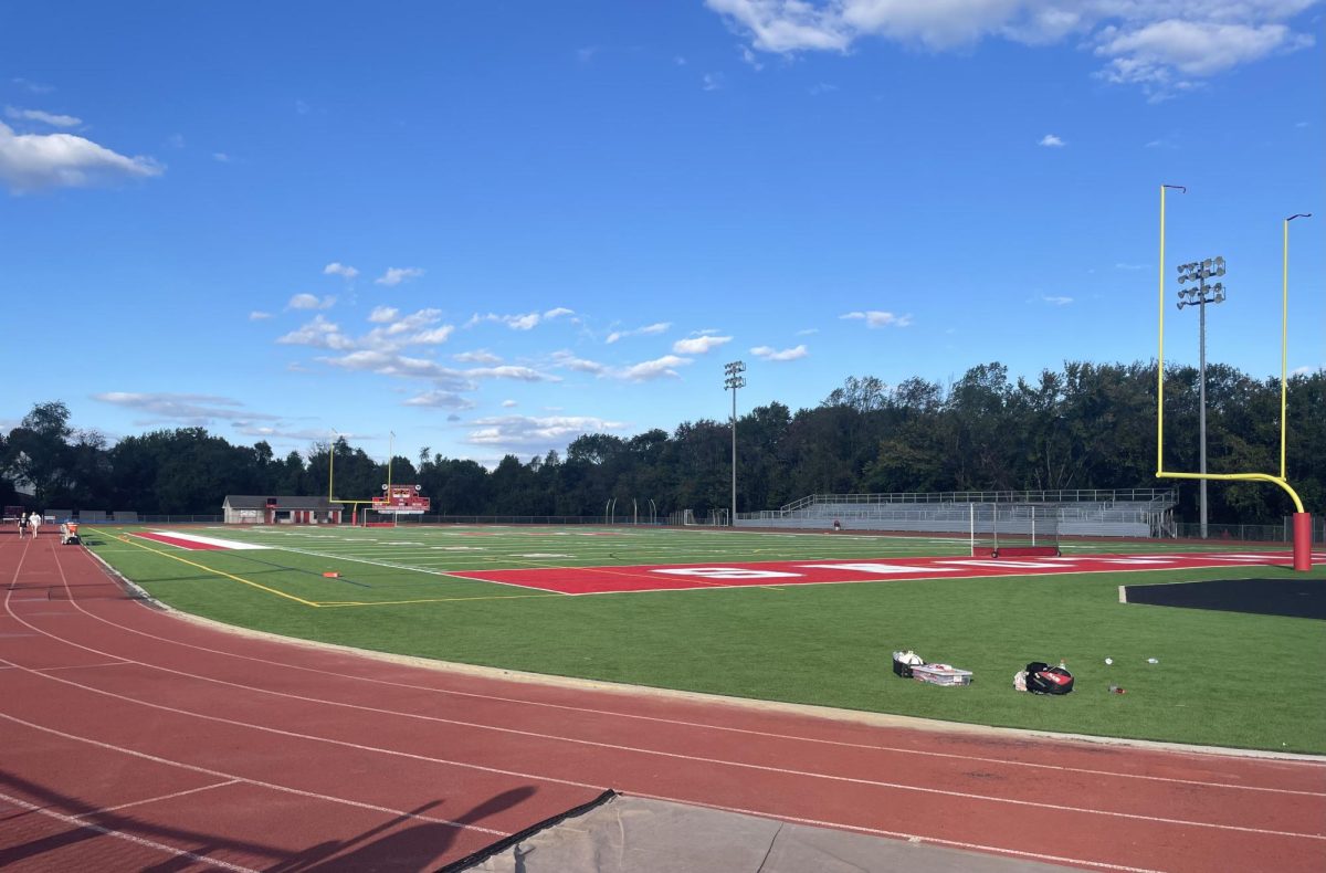 Catching rays and chasing victories, Kelican Field basking in the Fauqiuer sun.